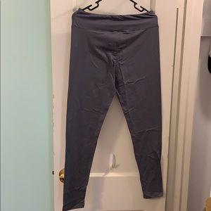 LulaRoe gray leggings